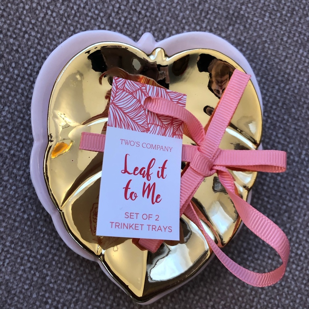 Two’s Company “Leaf it to me” Trinket Dishes